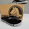 CROCS BAYABAND PARMAK ARASI ERKEK TERLİK SİYAH